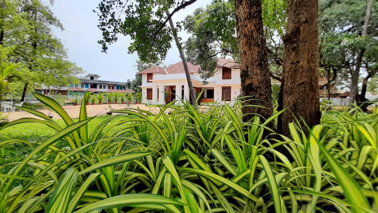 Surya Heritage Hotels Каннур Экстерьер фото